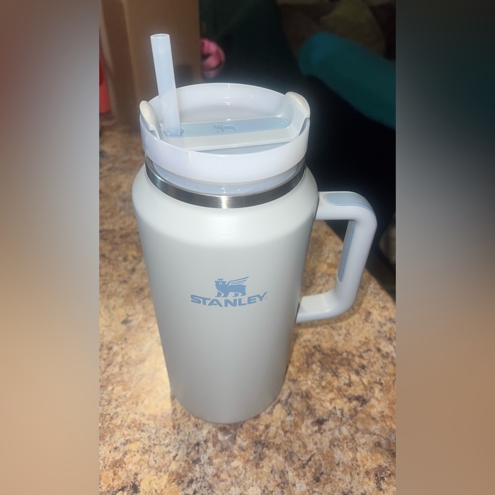 Stanley 64oz Tumbler